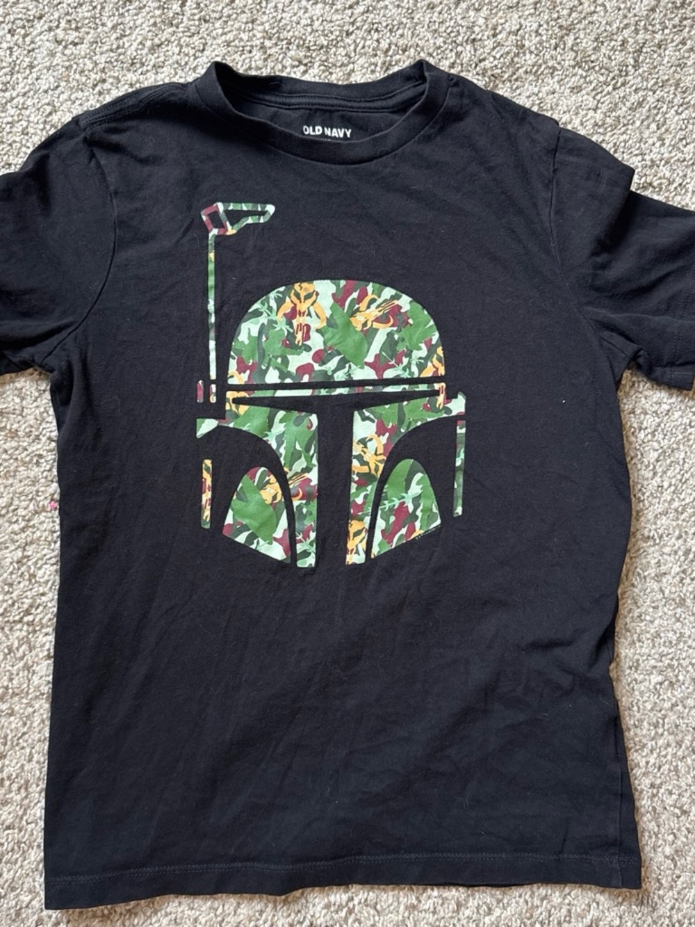 Old Navy Black Star Wars Kids Tee with Camo Boba Fett Mandalorian Graphic